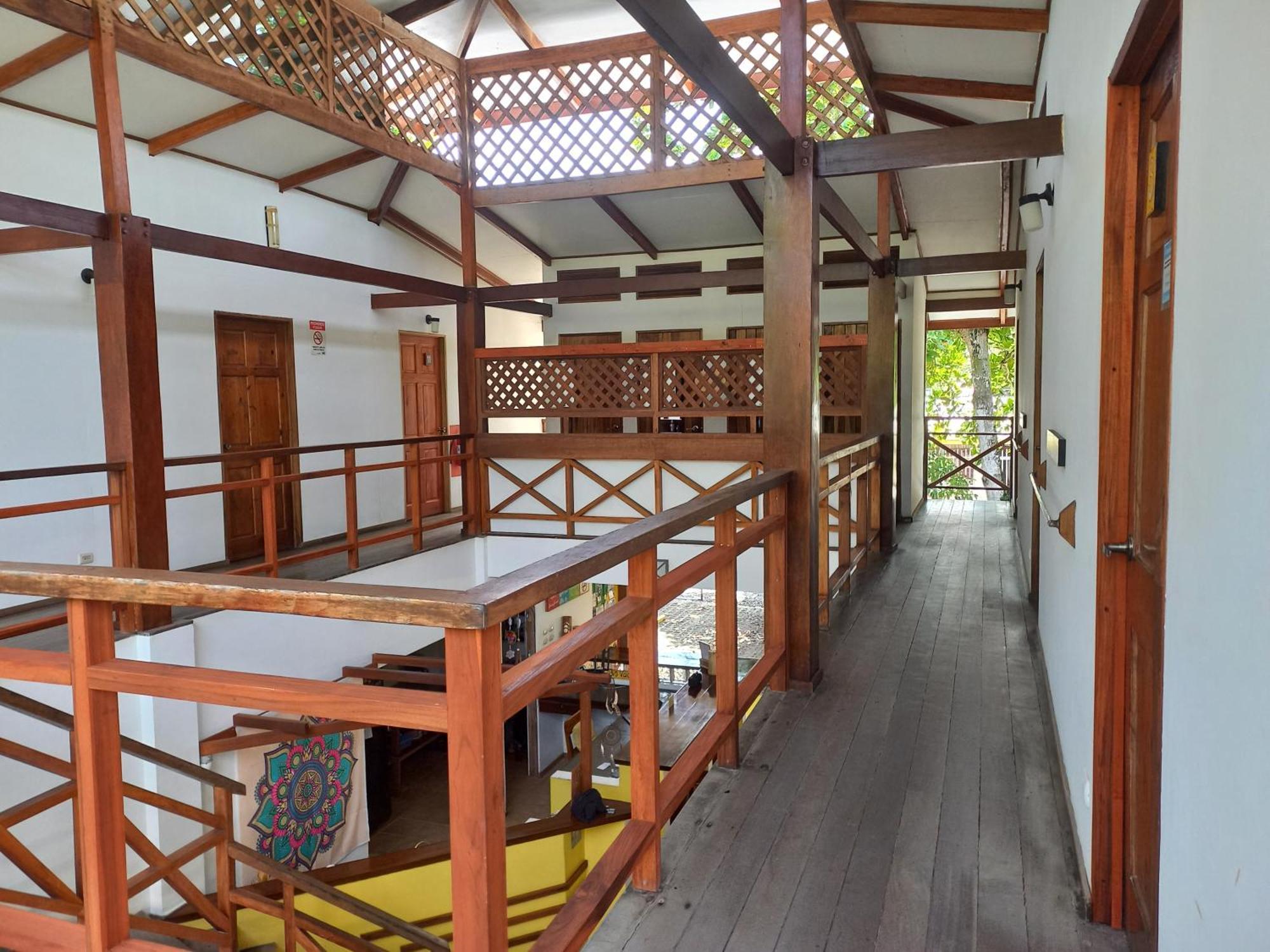 Pagalu Hostel Puerto Viejo de Talamanca Exterior photo