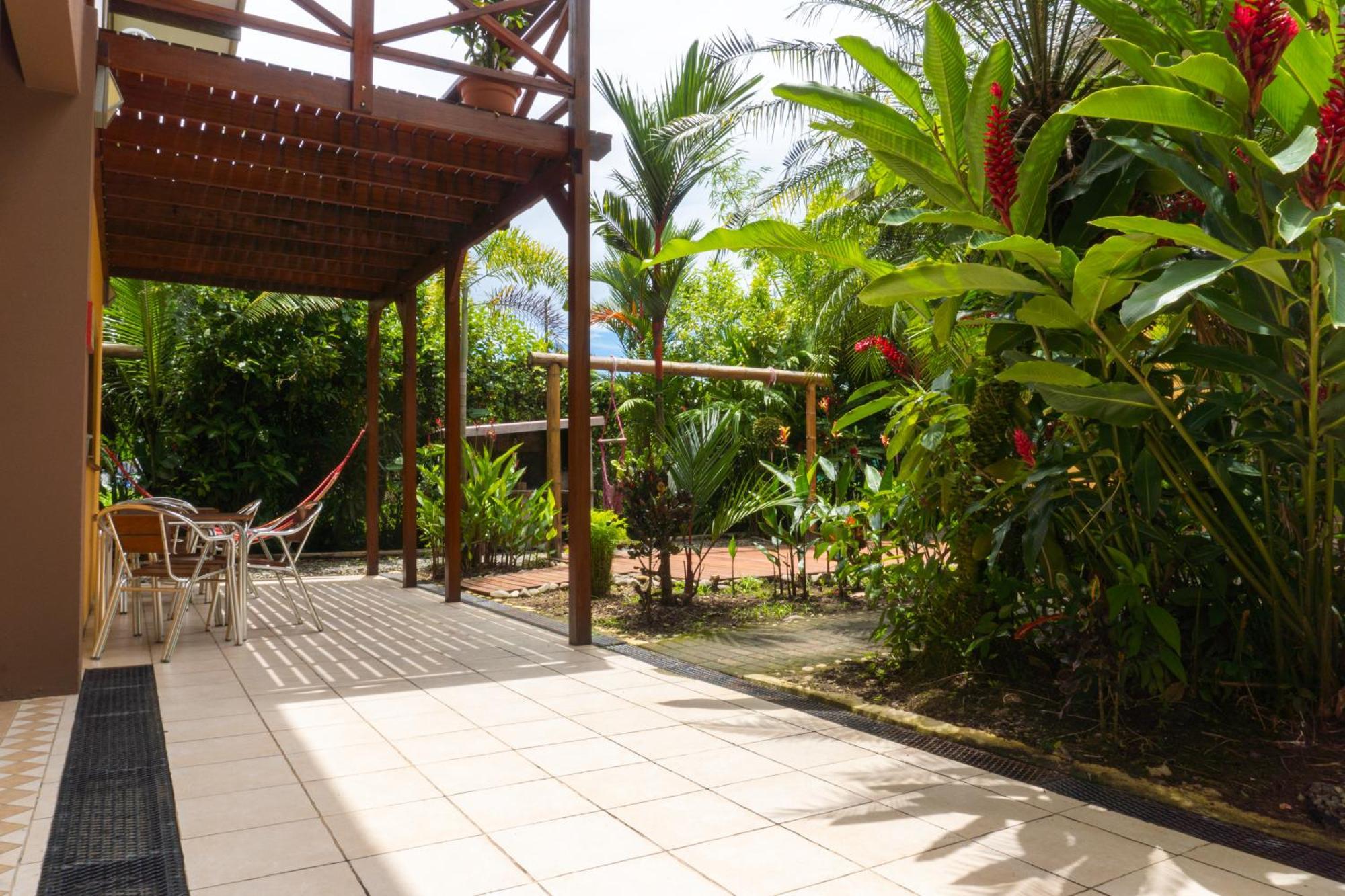 Pagalu Hostel Puerto Viejo de Talamanca Exterior photo